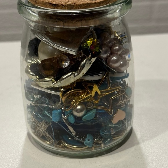 11.9 oz Necklace, single earrings, bracket crafting jar. - Picture 5 of 7